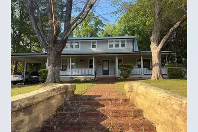 1102 Courtland Avenue, Reidsville, NC 27320 - Photo 1
