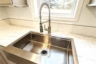 2135 Meadow Ridge Rd, Burlington, NC 27217 - Photo 12