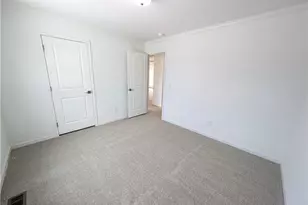 2135 Meadow Ridge Rd, Burlington, NC 27217 - Photo 30