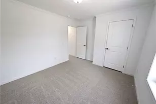 2135 Meadow Ridge Rd, Burlington, NC 27217 - Photo 32