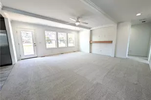 2135 Meadow Ridge Rd, Burlington, NC 27217 - Photo 16