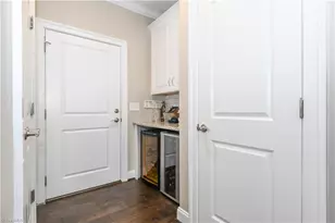 402 Kingsbridge Ct, Greensboro, NC 27455 - Photo 6