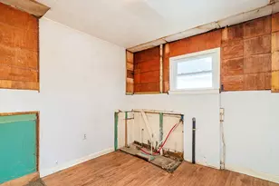 608 Oak St, Burlington, NC 27215 - Photo 16