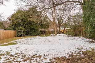 608 Oak St, Burlington, NC 27215 - Photo 24