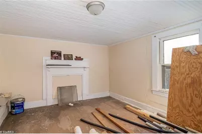 1053 N Scales Street, Reidsville, NC 27320 - Photo 4