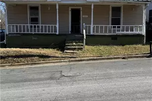 319 N Washington Ave, Reidsville, NC 27320 - Photo 1