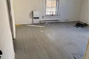 319 N Washington Ave, Reidsville, NC 27320 - Photo 10