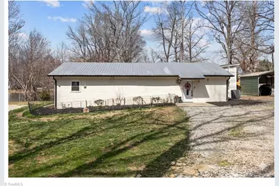 901 Decker Road, Thomasville, NC 27360 - Photo 2