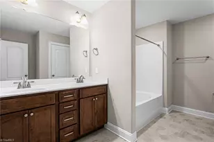 2068 Dresden Dr, Burlington, NC 27217 - Photo 26