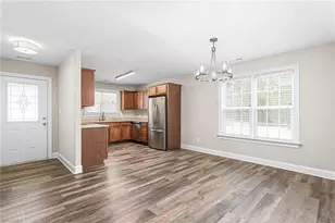 2068 Dresden Dr, Burlington, NC 27217 - Photo 8