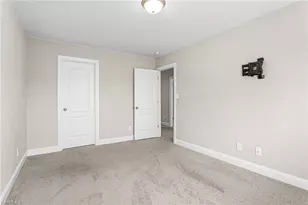 2068 Dresden Dr, Burlington, NC 27217 - Photo 28