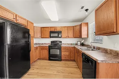 166 Larck Crest Lane, Winston-Salem, NC 27107 - Photo 8