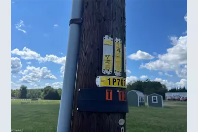 503 W Kapp Street, Dobson, NC 27017 - Photo 4