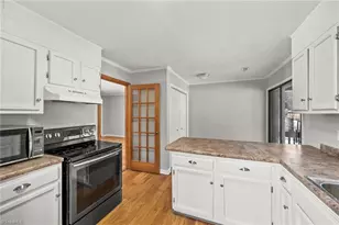 4917 Streamside Dr, McLeansville, NC 27301 - Photo 12