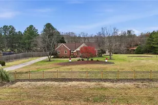 7585 Dubach Rd, Summerfield, NC 27358 - Photo 42