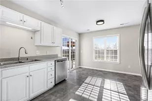 1005 Tesh Ct, High Point, NC 27265 - Photo 14