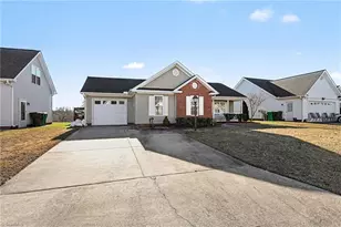 1005 Tesh Ct, High Point, NC 27265 - Photo 34