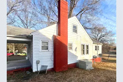 525 Lakeside Avenue, Burlington, NC 27217 - Photo 2