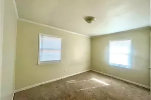 2570 Oakcrest Ct, Burlington, NC 27217 - Photo 10