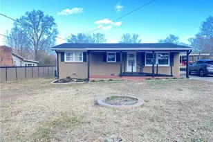 120 Dillard Ct, Eden, NC 27288 - Photo 1