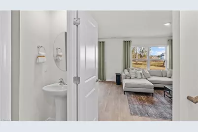 609 Jack Pine Street, Thomasville, NC 27360 - Photo 6