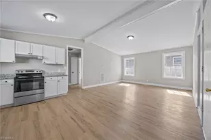 511 Saunders Pl, High Point, NC 27260 - Photo 4