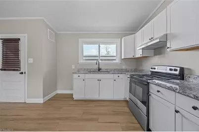 513 Saunders Place #A & B, High Point, NC 27260 - Photo 8