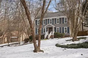 1661 Round Hill Cir, Kernersville, NC 27284 - Photo 8