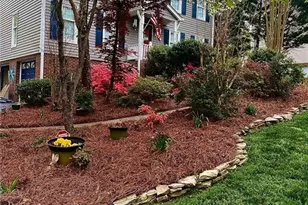 1661 Round Hill Cir, Kernersville, NC 27284 - Photo 4