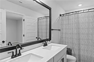 7260 Huntgate Dr, Kernersville, NC 27284 - Photo 36