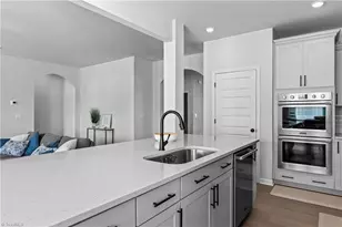 7260 Huntgate Dr, Kernersville, NC 27284 - Photo 20