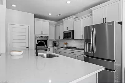 7260 Huntgate Drive, Kernersville, NC 27284 - Photo 14