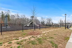 7260 Huntgate Dr, Kernersville, NC 27284 - Photo 46