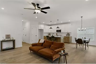 832 Vandar Drive, Winston-Salem, NC 27106 - Photo 2