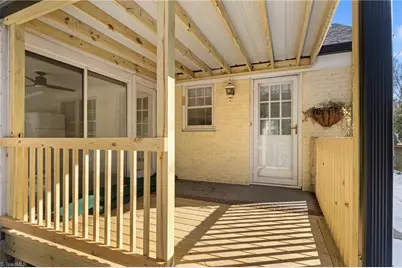 221 W Avondale Drive, Greensboro, NC 27403 - Photo 26