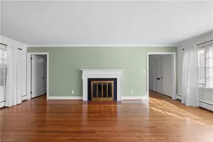 221 W Avondale Dr, Greensboro, NC 27403 - Photo 6