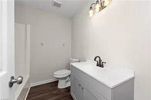 1311 Meadowview Road W, Greensboro, NC 27403 - Photo 10