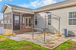 325 High Knoll Dr, Walkertown, NC 27051 - Photo 34