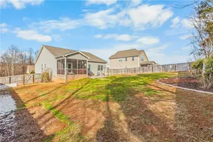 325 High Knoll Dr, Walkertown, NC 27051 - Photo 38