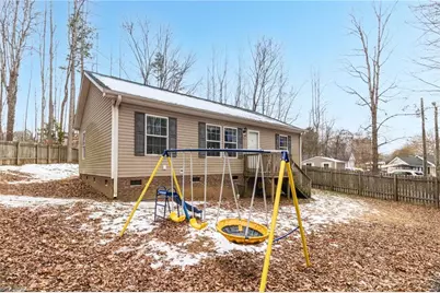 404 Sharon Avenue, Asheboro, NC 27203 - Photo 2