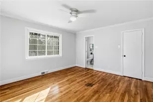 4107 W Friendly Ave, Greensboro, NC 27410 - Photo 40