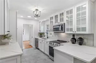 4107 W Friendly Ave, Greensboro, NC 27410 - Photo 16