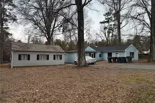 607 Creek Ridge Rd, Greensboro, NC 27406 - Photo 1