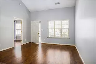 12 Tannenbaum Cir, Greensboro, NC 27410 - Photo 4