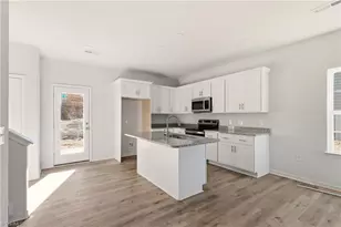 2642 Belews Crk Rd, Winston-Salem, NC 27101 - Photo 10