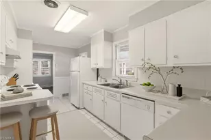 117 Berkshire St, Greensboro, NC 27403 - Photo 8