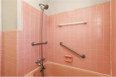 117 Berkshire Street, Greensboro, NC 27403 - Photo 14