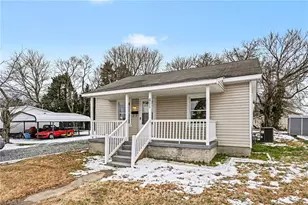 611 S Beaumont Ave, Burlington, NC 27121 - Photo 2