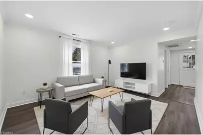 611 S Beaumont Avenue, Burlington, NC 27121 - Photo 2