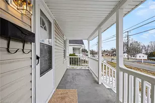 611 S Beaumont Ave, Burlington, NC 27121 - Photo 4